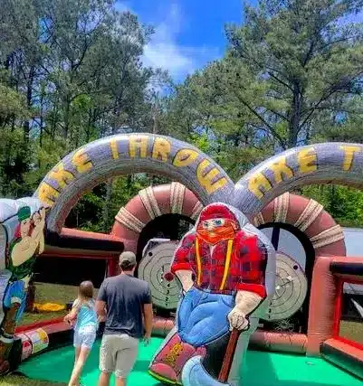 Lumber Jack Axe Throwing