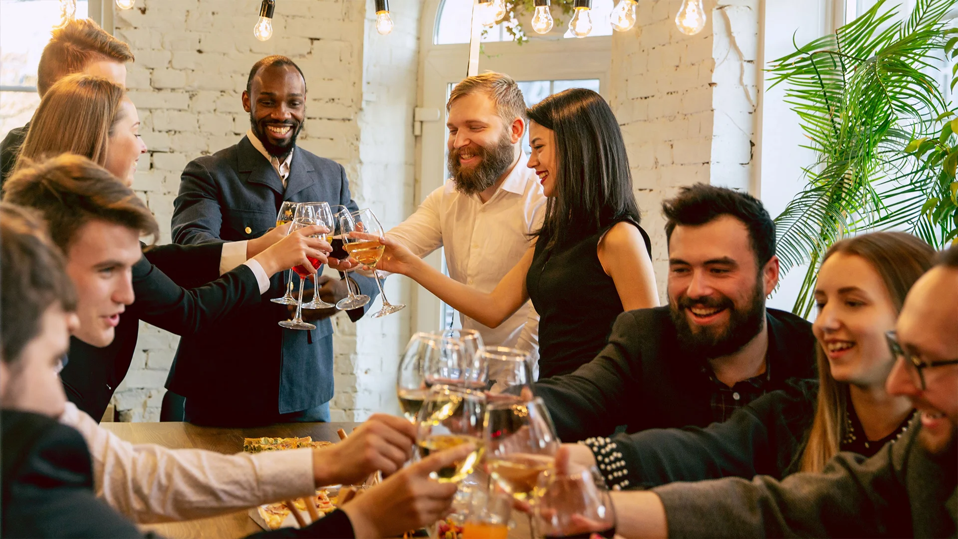 How Can You Plan an Unforgettable Company Holiday Party in Georgia with Fun-Tastic Promotions?